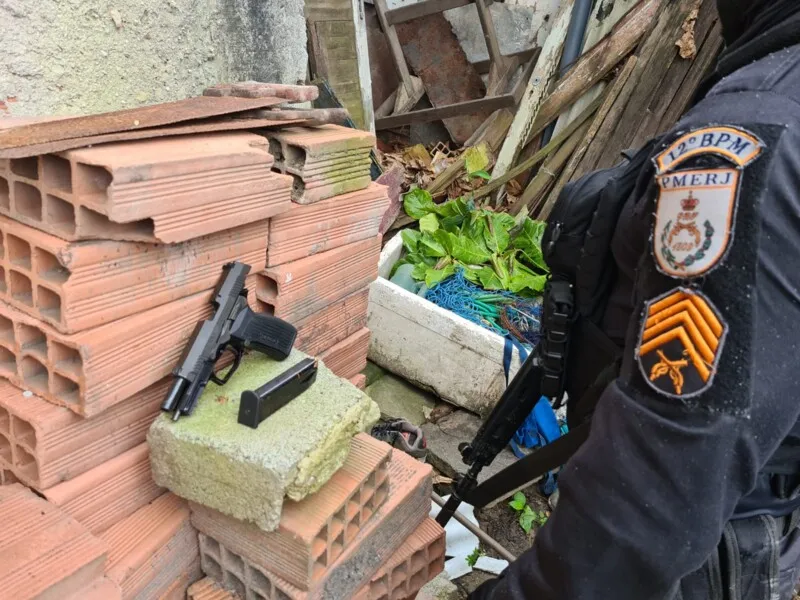 Material foi apreendida pela PM no Cavalão