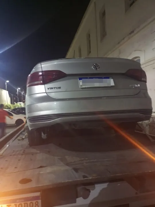 Carro estava com placa clonada