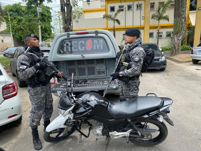 Prisão foi feita por policiais da Recom