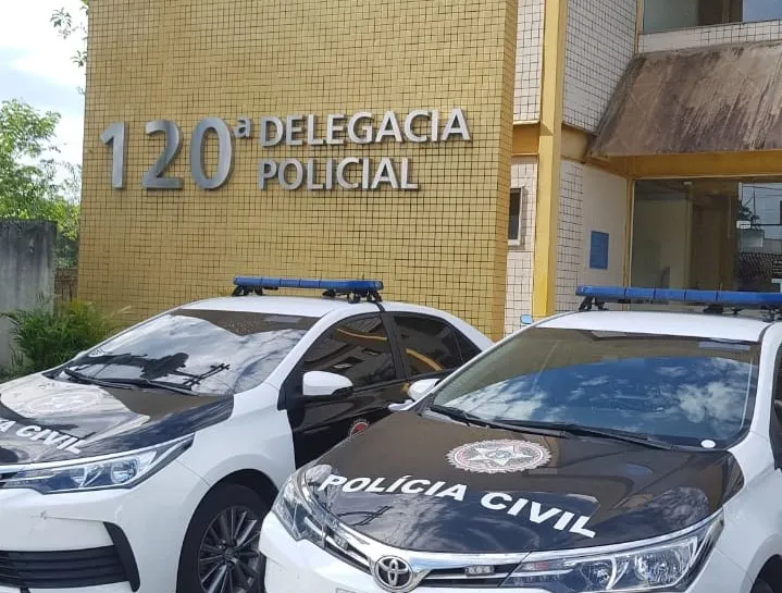 Prisão foi efetuada por agentes da 120ª DP (Silva Jardim)