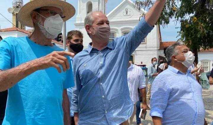 Prefeito de Cabo Frio José Bonifácio e Ciro Gomes cumpriram agenda juntos