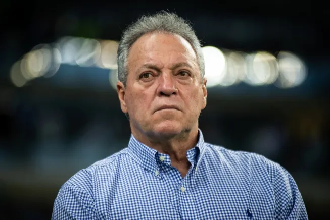 Abel Braga é um dos nomes cotados para assumir o elenco tricolor