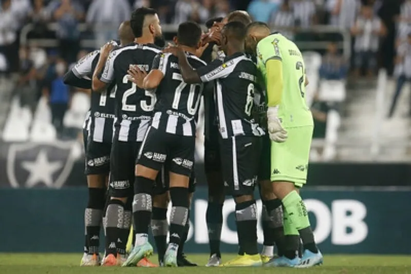 No momento, o Botafogo é o segundo colocado