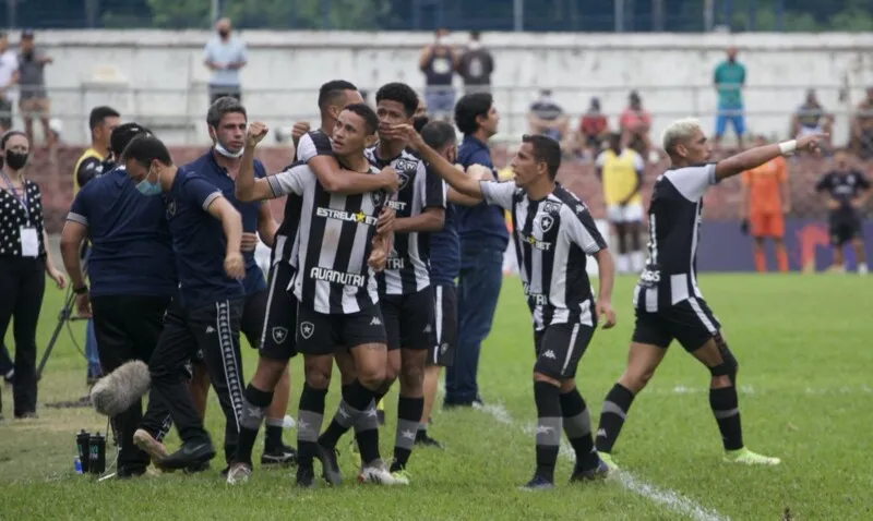 O  Botafogo vai enfrentar Novorizontino ou América-MG