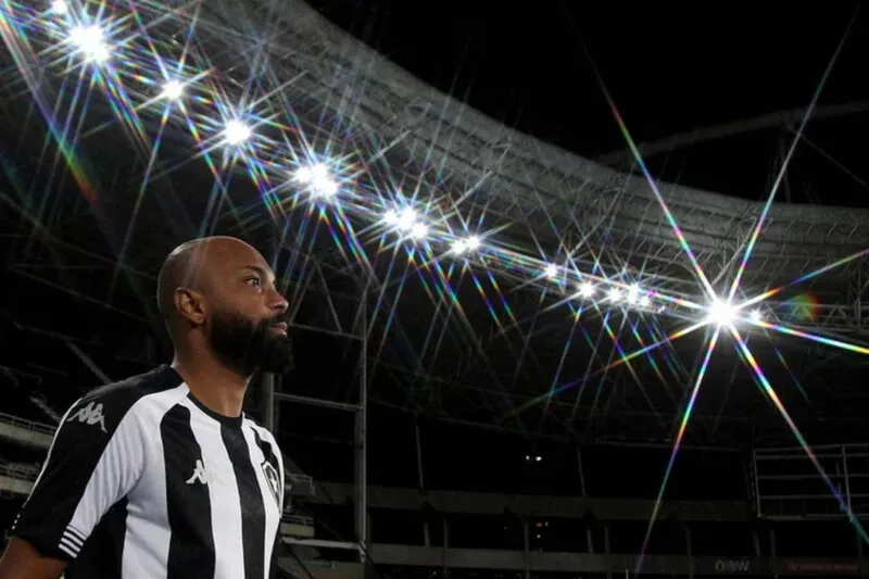 Chay segue fora e não atua contra o Vasco