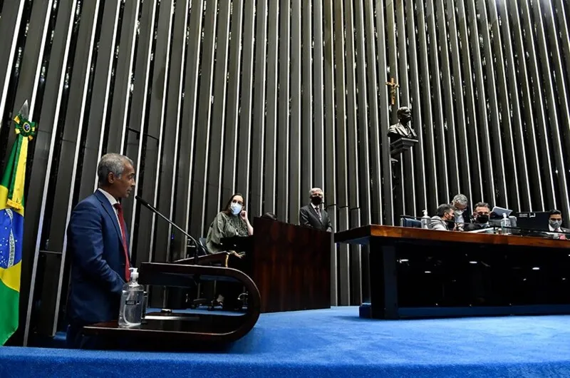 Plenário aprovou substitutivo do senador Romário (PL-RJ) ao projeto da senadora Nilda Gondim (MDB-PB)