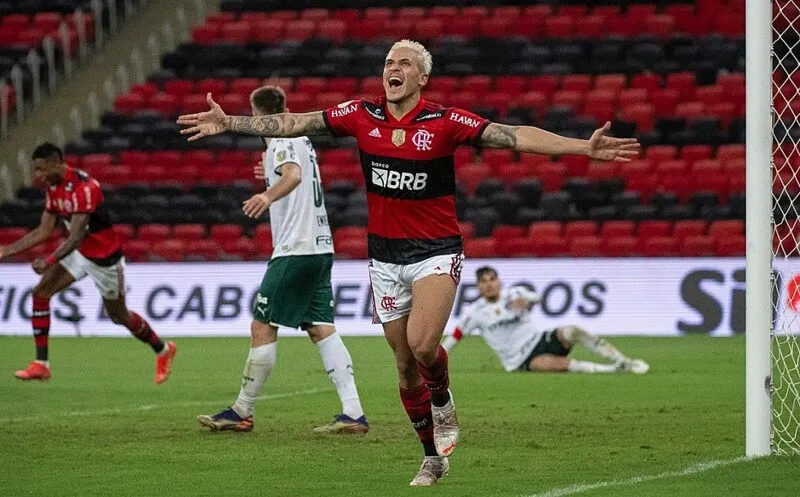 Pedro marcou 16 gols nesta temporada