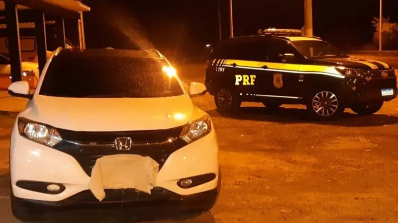 Veículos foram recuperados pela PRF