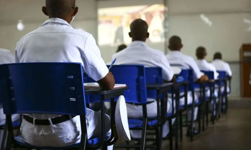 Inscrição é obrigatória para jovens que completam 18 anos em 2022