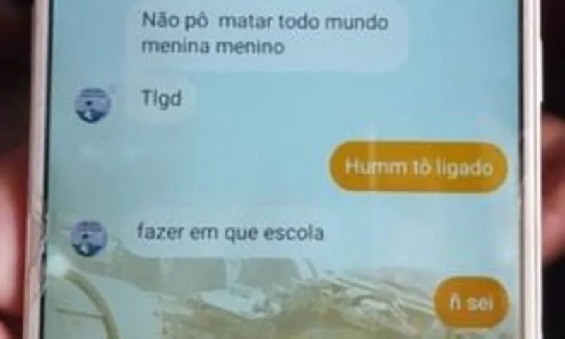 Os dois apreendidos eram primos e planejaram ataque por mensagens