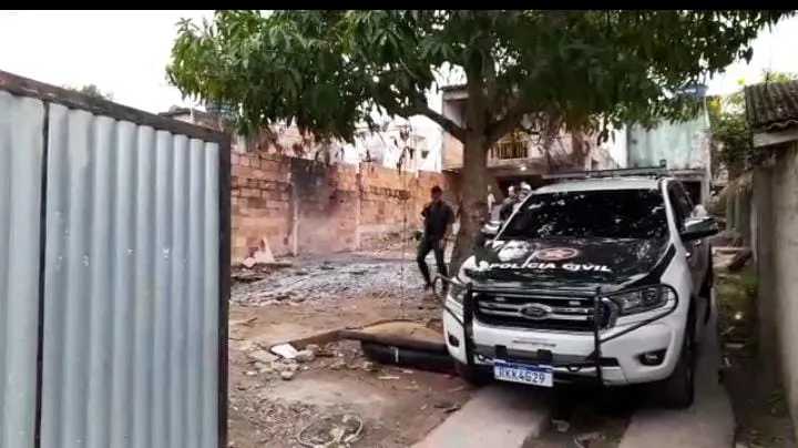 A prisão foi realizada por policiais da 72°DP (Mutuá)