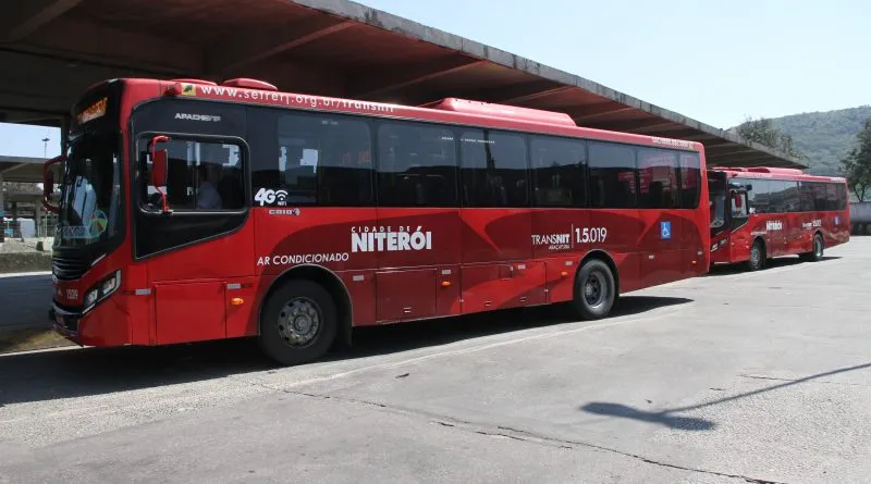 Medida é válida para ônibus municipais