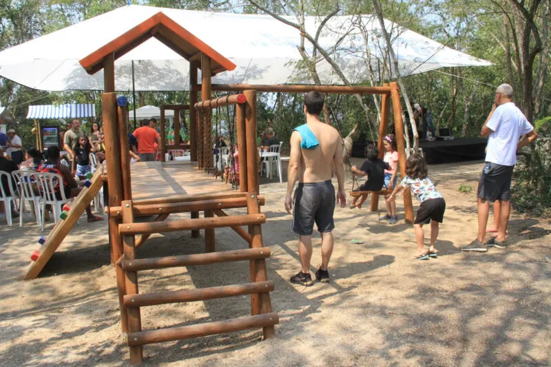 Famílias aproveitaram atrações e brinquedos