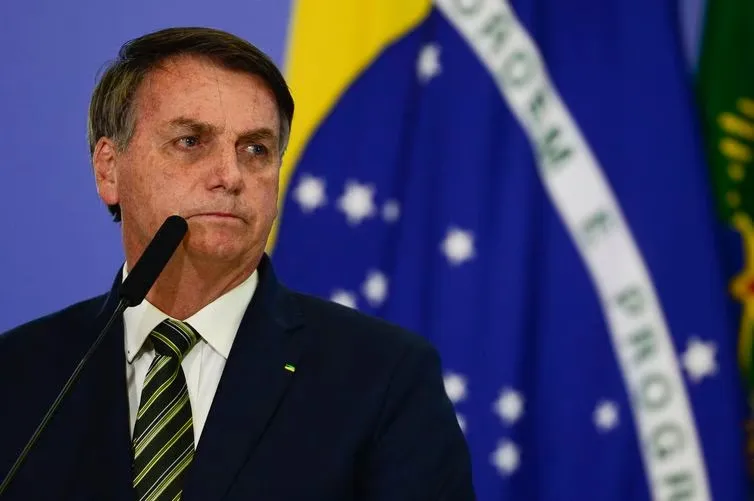 O agora ex-presidente foi para Orlando na última sexta (30) em avião da FAB