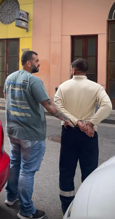 Imagem ilustrativa da imagem Polícia prende acusado de tráfico de drogas em Itaboraí