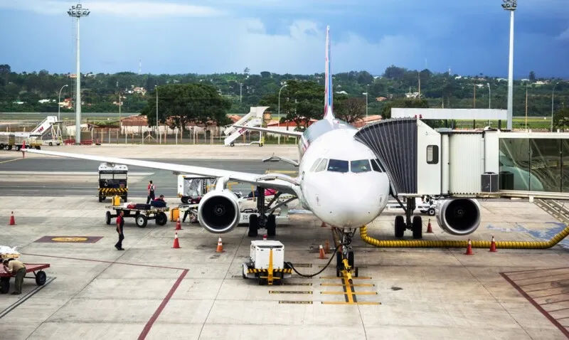 A medida vale tanto para quem viaja por via aérea como terrestre e aquática.