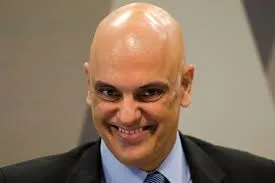 Alexandre de Moraes é eleito presidente do TSE