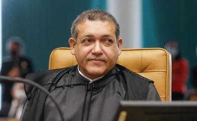 Nunes Marques devolveu mandato de deputado a Fernando Francischini (PSL)