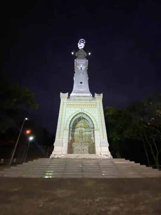 O Monumento de Nossa Senhora Auxiliadora é uma referência da cultura e da religiosidade de Niterói