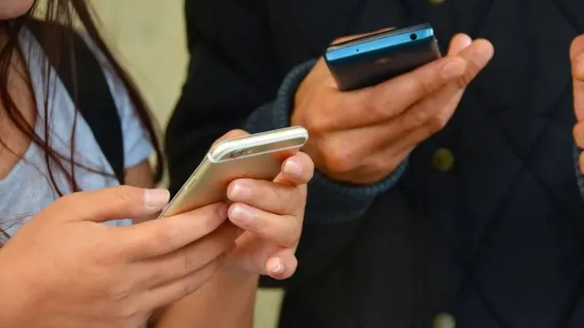 Seleção de 10 influenciadores digitais para a Riotur
