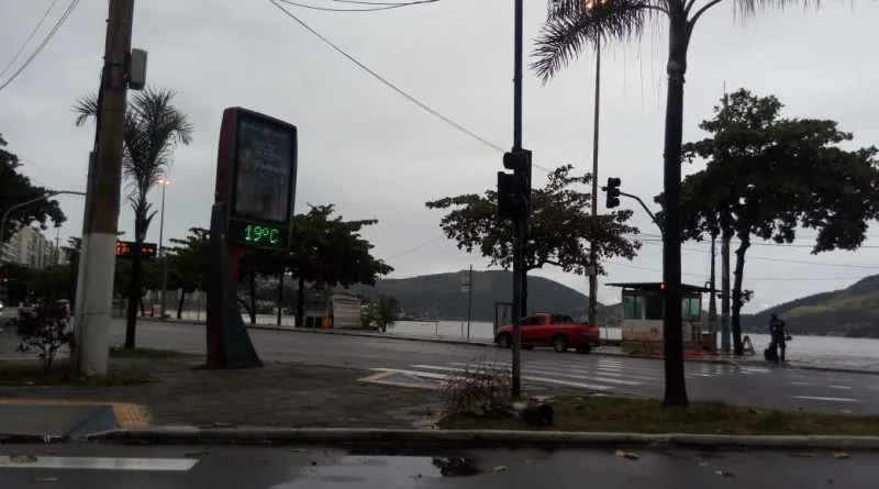 O tempo despenca e tem chances de chuva no final de semana