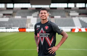 Fluminense tenta contratação de Marrony, ex-Vasco
