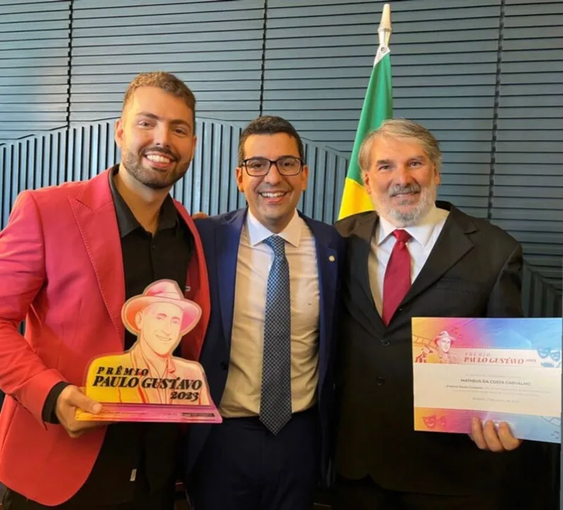 Cinco comediantes foram homenageados