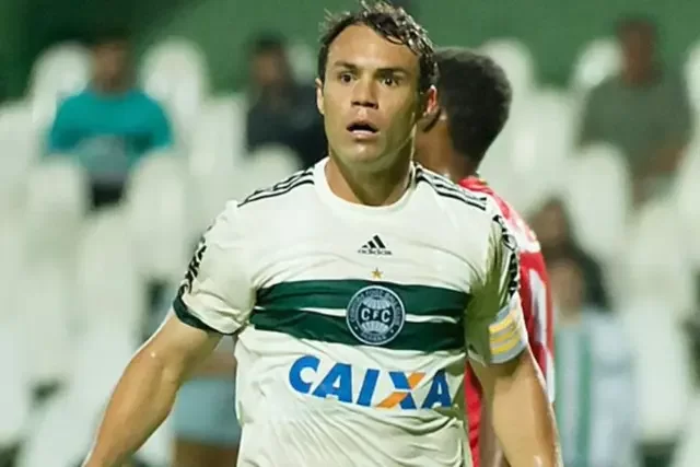Kleber Gladiador teve mandado de prisão expedido