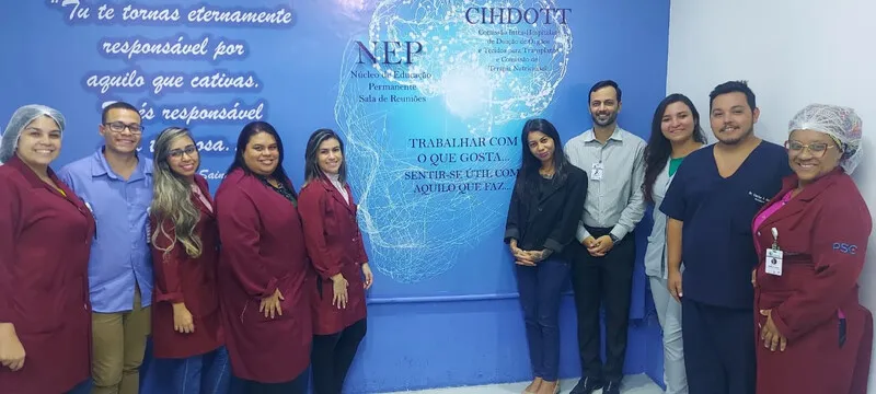 Uma verdadeira força-tarefa, que contou com o apoio de médicos, enfermeiros, técnicos em enfermagem e pessoal administrativo do hospital, foi montada
