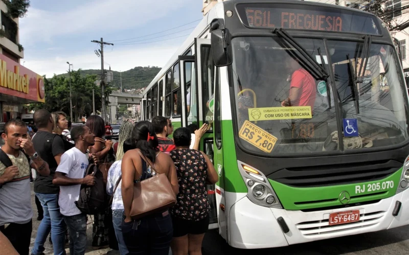 Durante a reunião, a proposta da Rio Ônibus de um reajuste de 8% foi recusada pela categoria