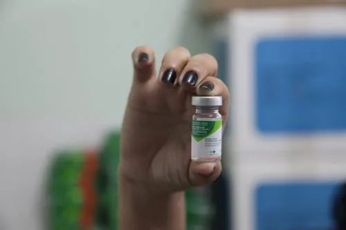 Vacinação contra a gripe segue em São Gonçalo.