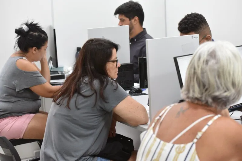 Em vídeo, o prefeito Fabiano Horta convocou os beneficiários aprovados para o evento