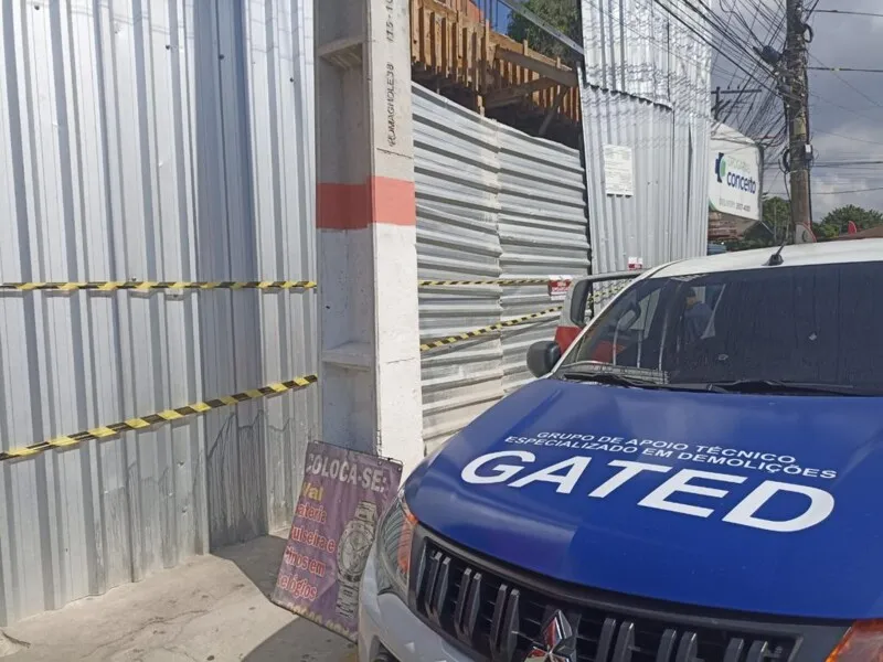 Para evitar essas ações, a Secretaria de Urbanismo orienta que os proprietários consultem a legislação municipal