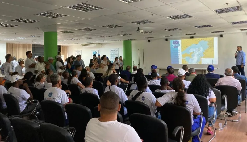 Mais de 150 pescadores compareceram a assinatura do documento