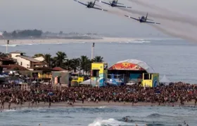 "Falta de ondas" adia etapa de Saquarema do Mundial de Surf