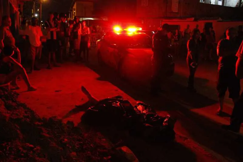 Espancado e baleado, Márcio não resistiu e morreu no local