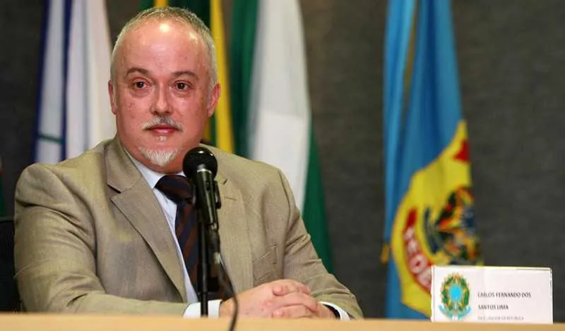 Procurador Carlos Fernando Lima disse que a proposta é renunciar se a proposta for sancionada