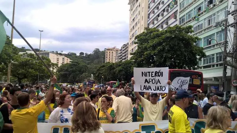  Mais de duas mil pessoas estiveram na manifestação pacífica