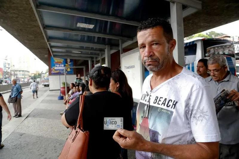 O comerciante Valmir Braga acredita que será prejudicado com o possível fim do Bilhete Único