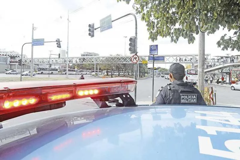 A maior parte das armas foi apreendida em favelas