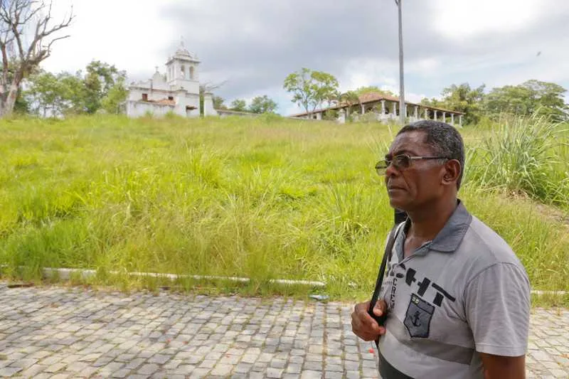 Moradores já lamentam a falta da tradicional decoração