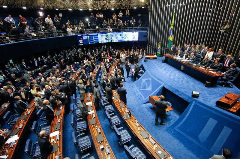 Imagem ilustrativa da imagem Senado recorre ao STF contra decisão de Fux de suspender projeto anticorrupção