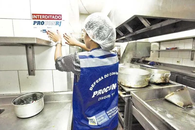Equipes fizeram fiscalizações em todo estado 