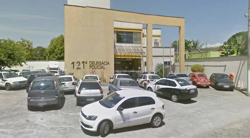 Os policiais da delegacia de Casimiro de Abreu estão centralizando as todas as investigações