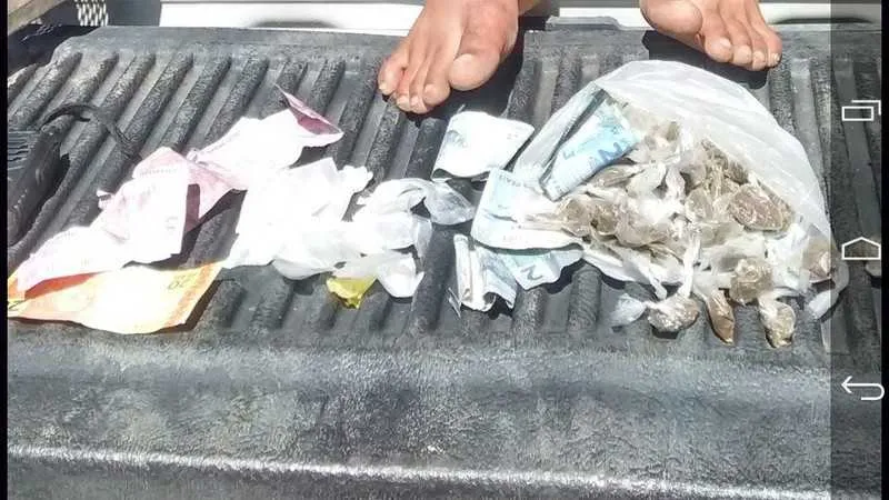 Segundo PMs, Bubu estava com maconha, ‘coca’ e radinho