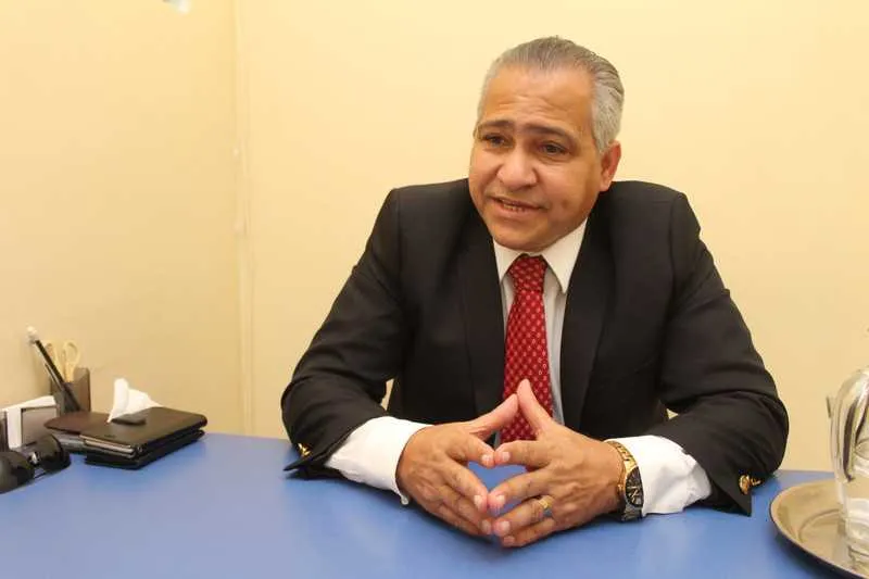 Bispo da Igreja Universal tem intenção de colocar mais jovens da cidade no mercado de trabalho