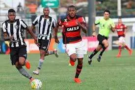 Imagem ilustrativa da imagem Botafogo e Flamengo largam na frente de Fluminense e Vasco em planejamento