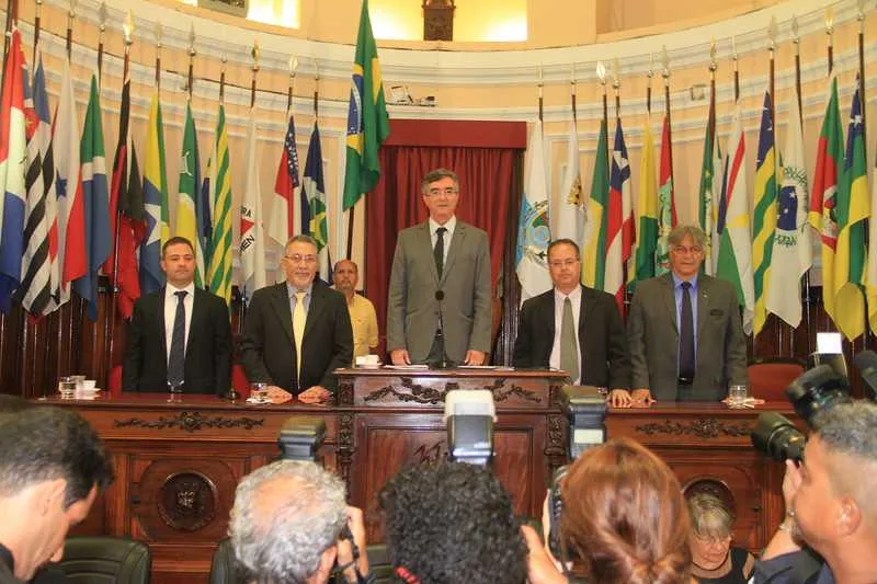  A nova Mesa Diretora foi eleita em votação aberta

