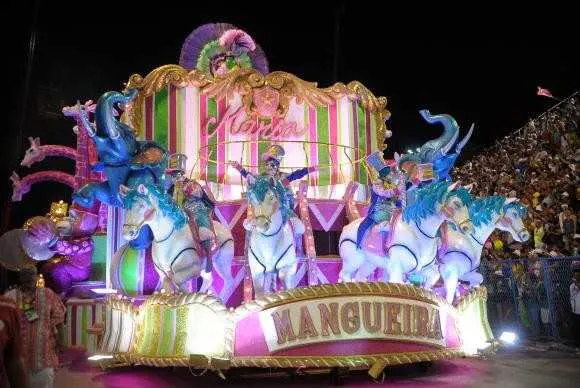 Mangueira, a grande vitoriosa do Carnaval 2016, , fará um ensaio técnico na Marquês de Sapucaí no dia 19