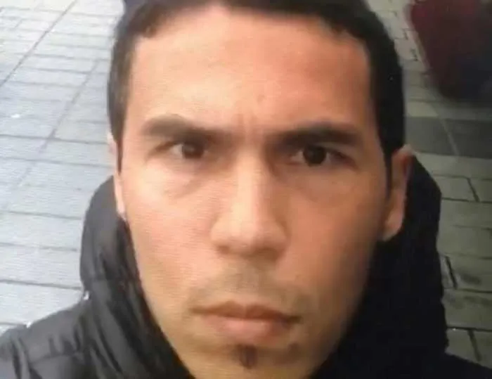 Foto divulgada pela polícia turca e pela agência de notícias Dogan do suposto autor do atentado de Istambul. 